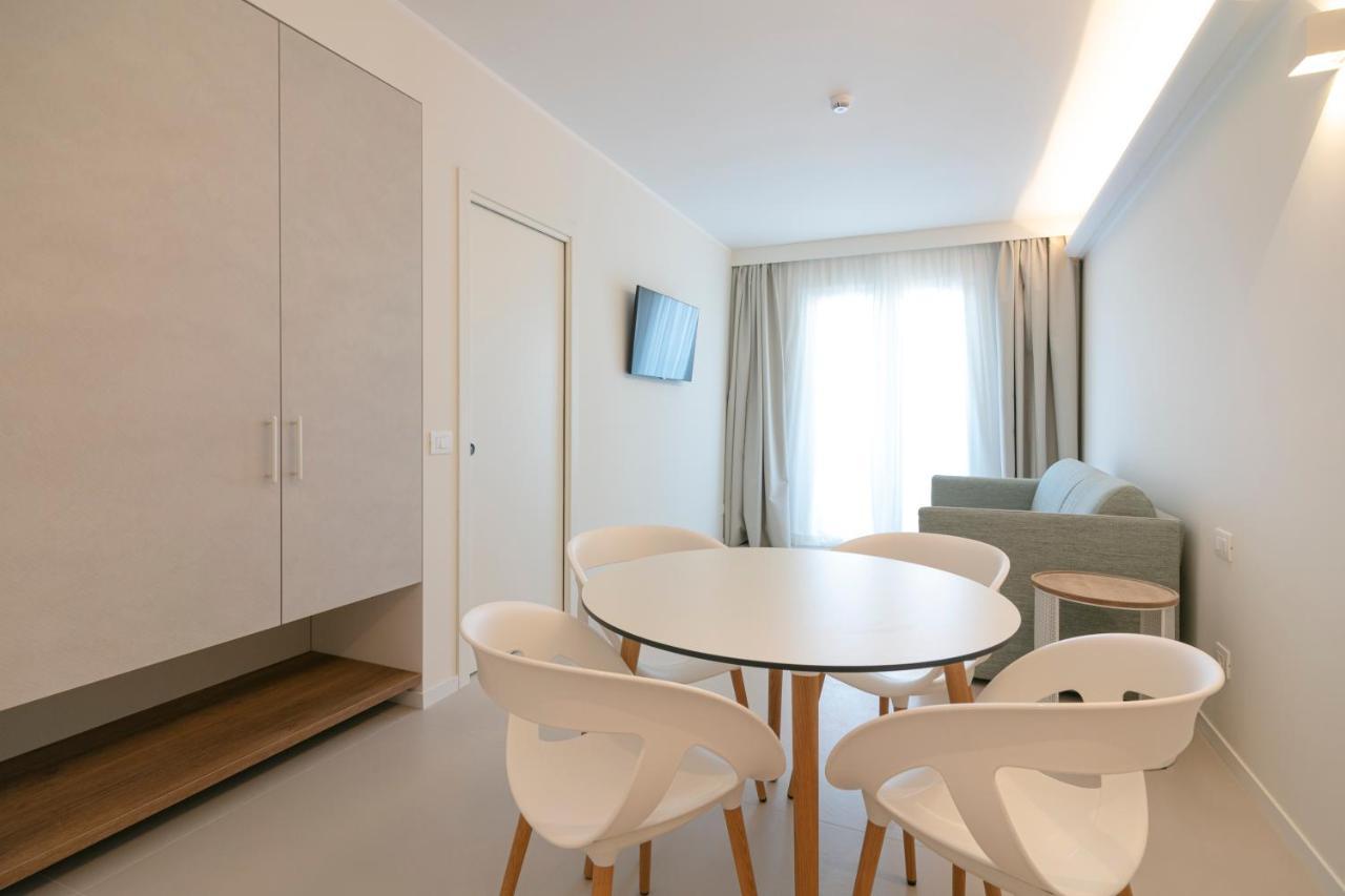 Hotel Mistral Термолі Екстер'єр фото