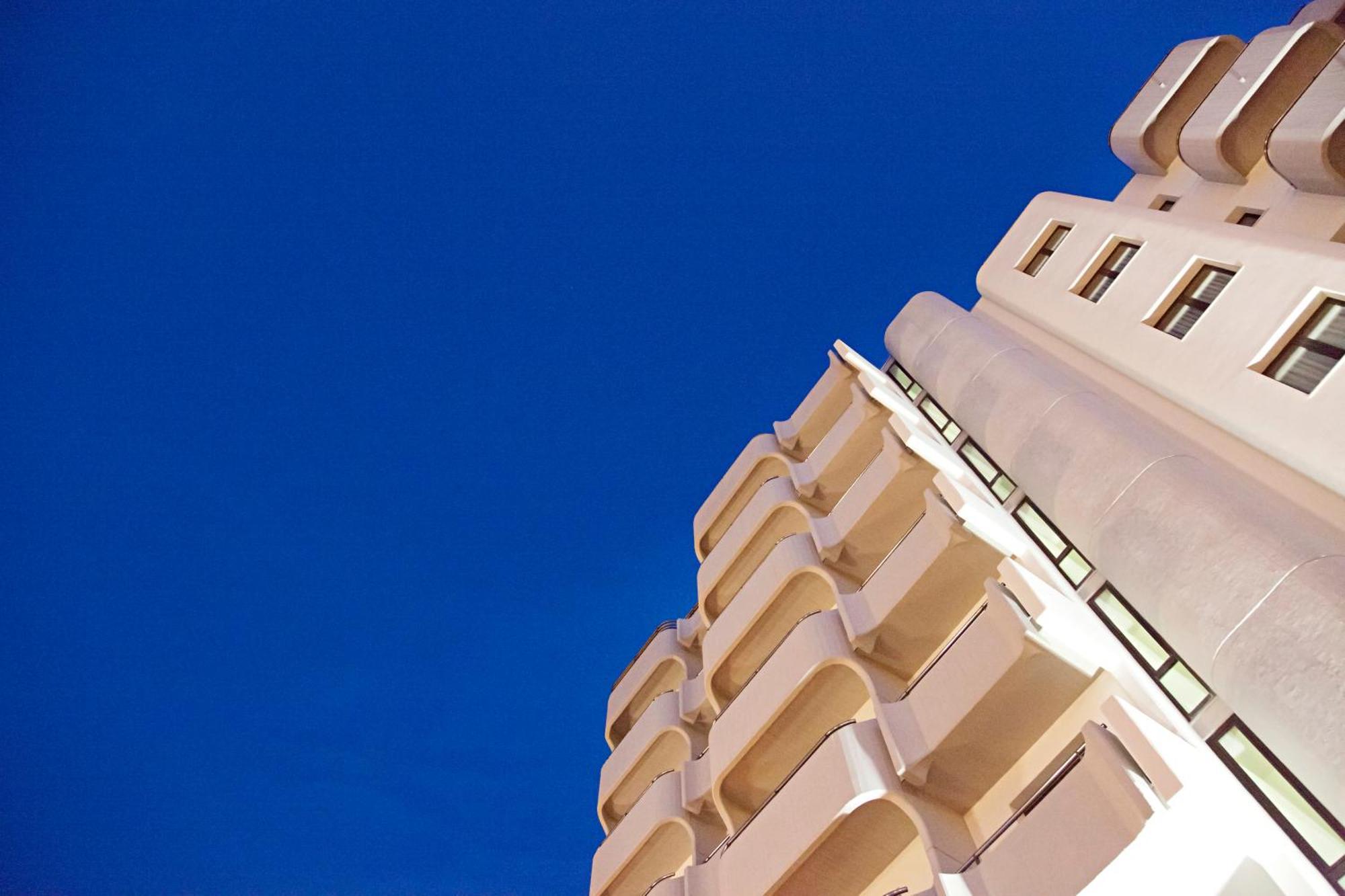 Hotel Mistral Термолі Екстер'єр фото