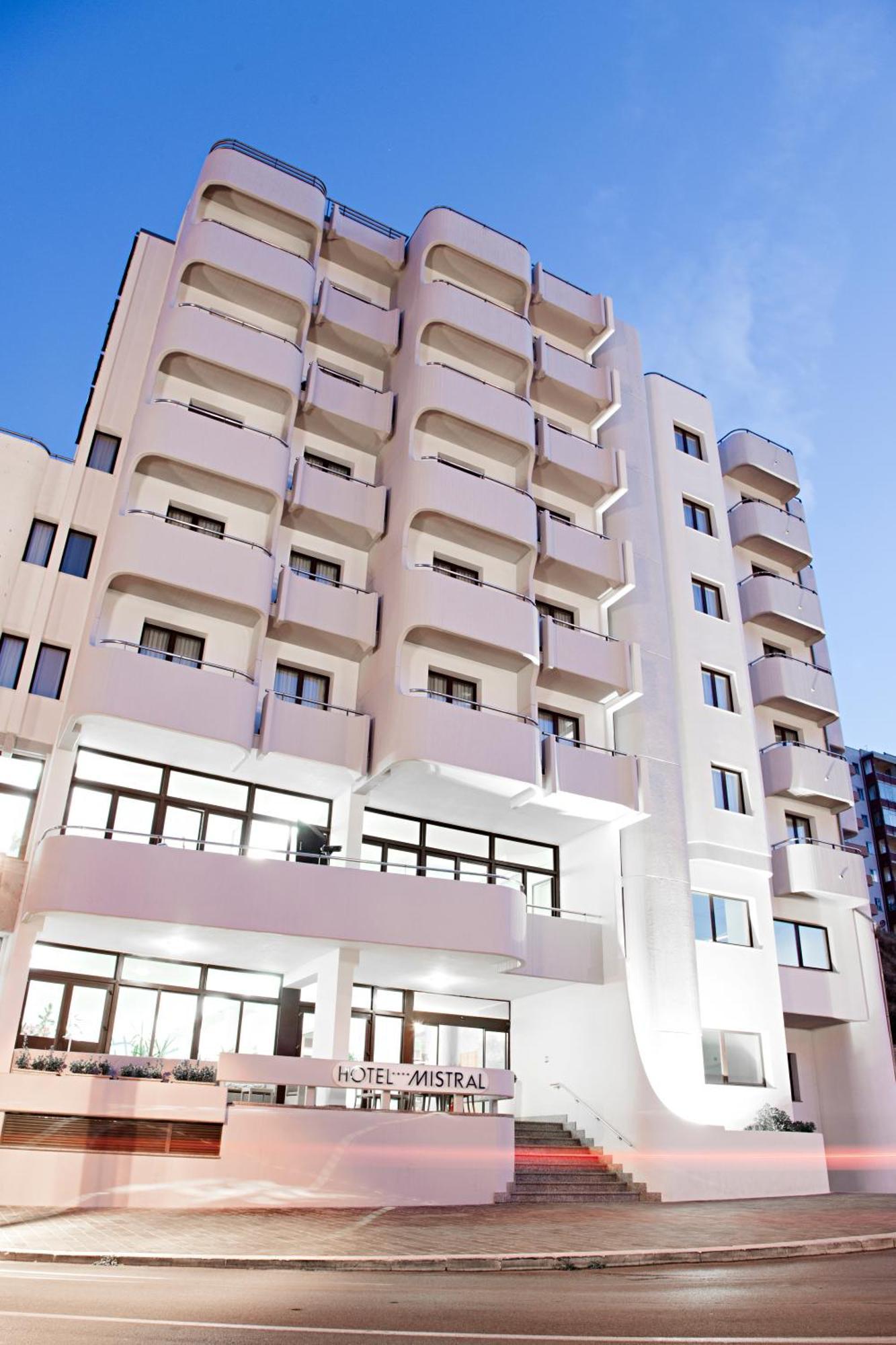 Hotel Mistral Термолі Екстер'єр фото
