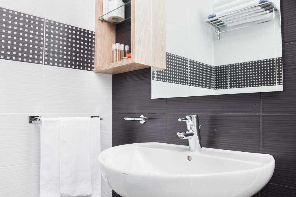 Hotel Mistral Термолі Екстер'єр фото